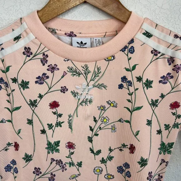 Adidas Floral Bodysuit Women's Size XS Pink Short Sleeve Casual Snap Closure - Picture 2 of 10
